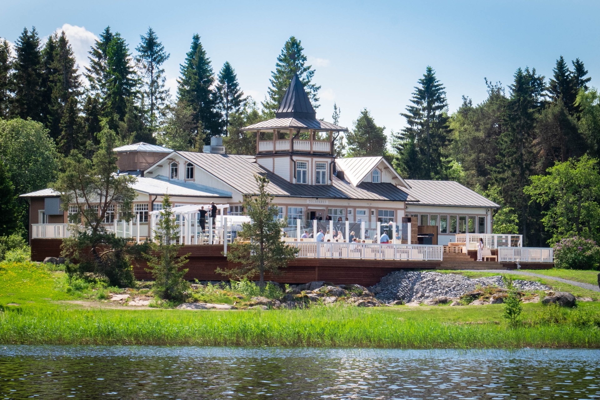 649-pavis.jpg 649-pavis.jpg